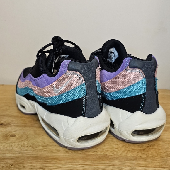 Nike Air Max 95 Black with Purple and Teal Pre Owned With Box